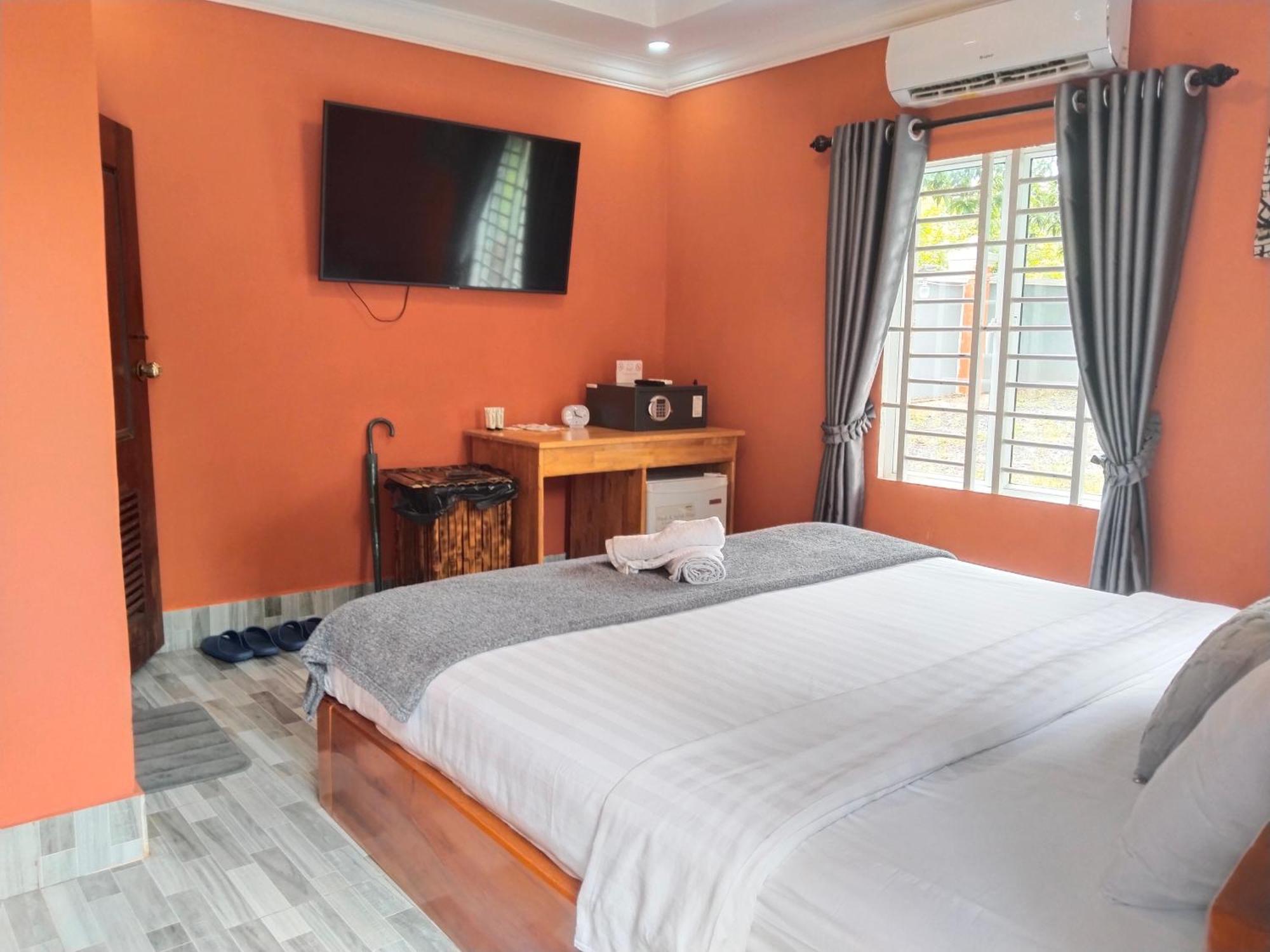Teejays Bed And Breakfast 캄폿 외부 사진