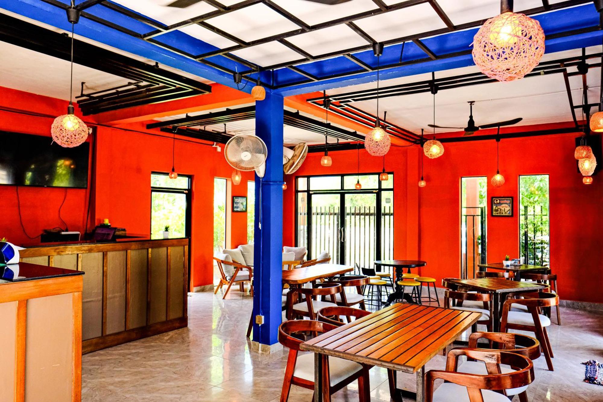 Teejays Bed And Breakfast 캄폿 외부 사진